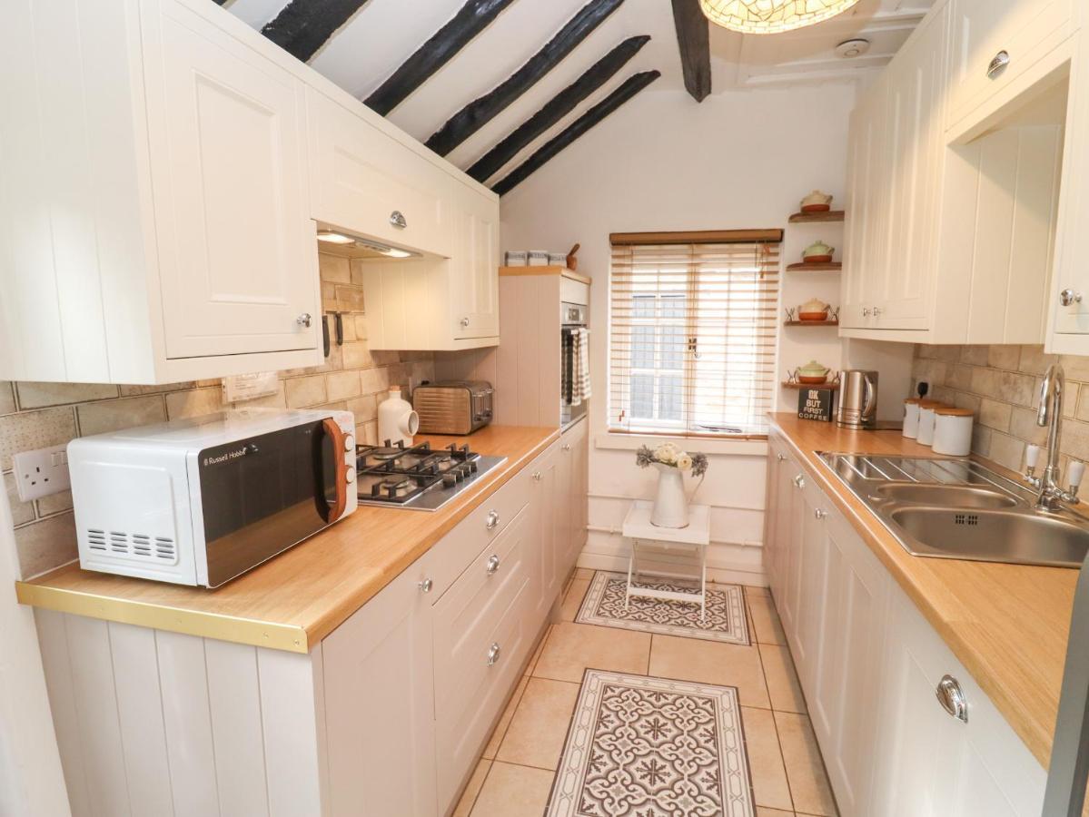 Hobbes Cottage Malmesbury Kültér fotó